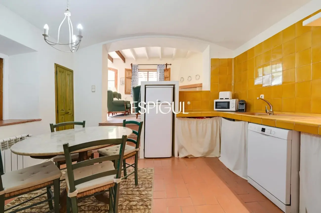 Una casa amb vistes privilegiades al cor de l’Empordà