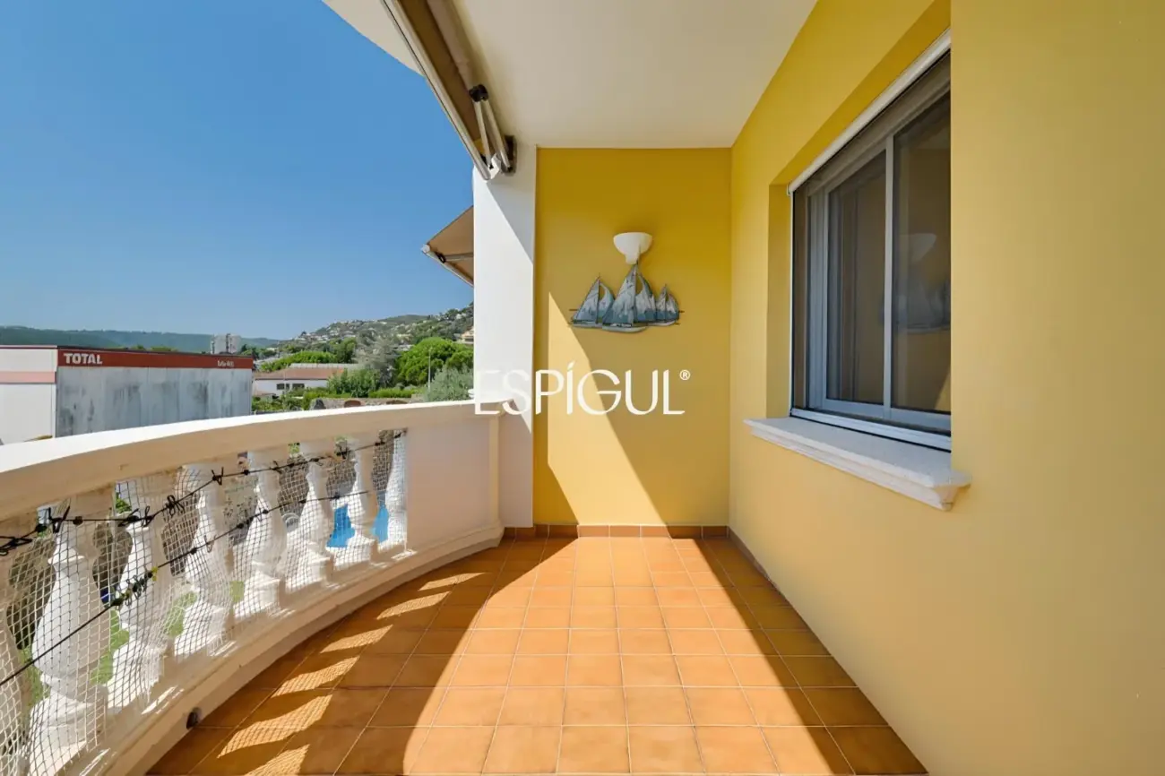Apartamento con piscina comunitaria en Calonge