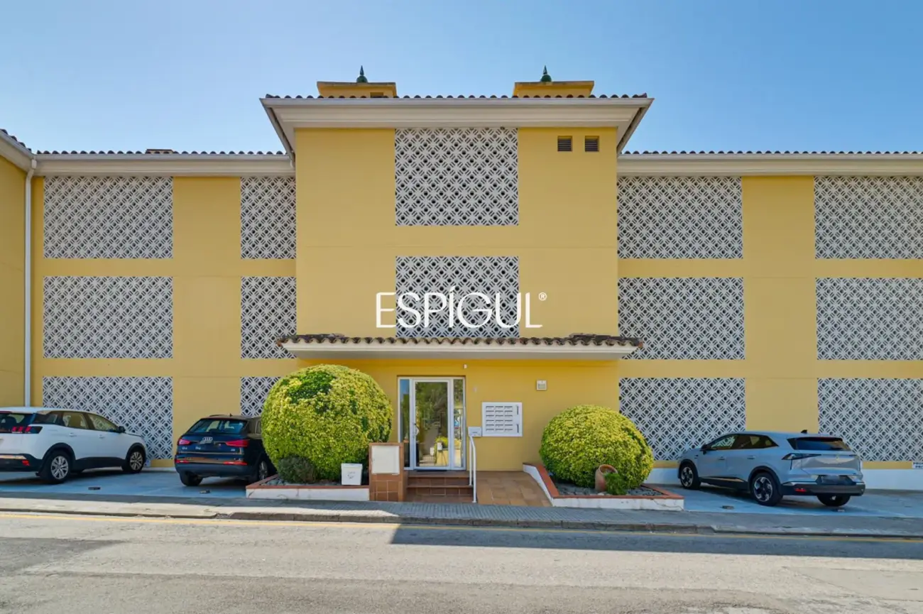 Apartamento con piscina comunitaria en Calonge