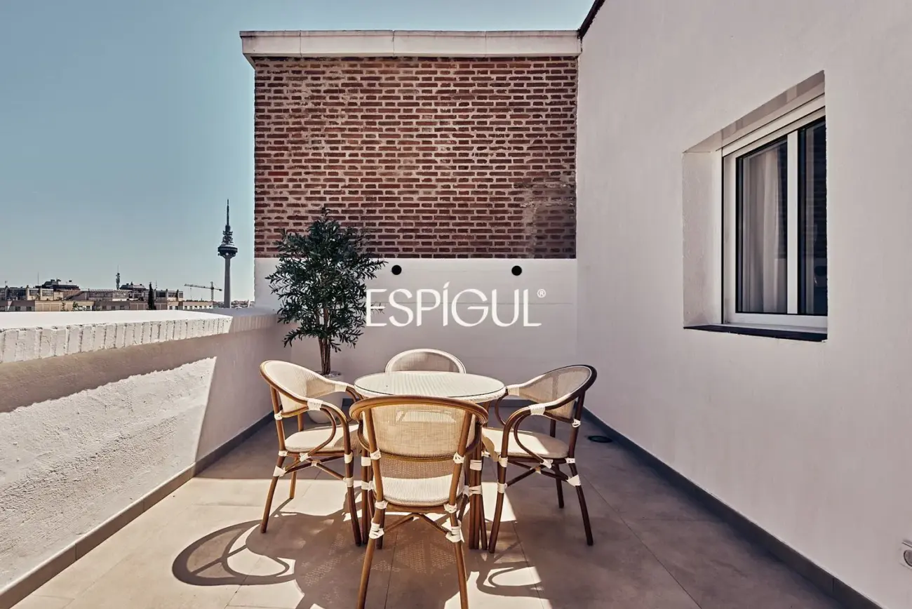 Ático en venta con terraza en Ibiza, Retiro