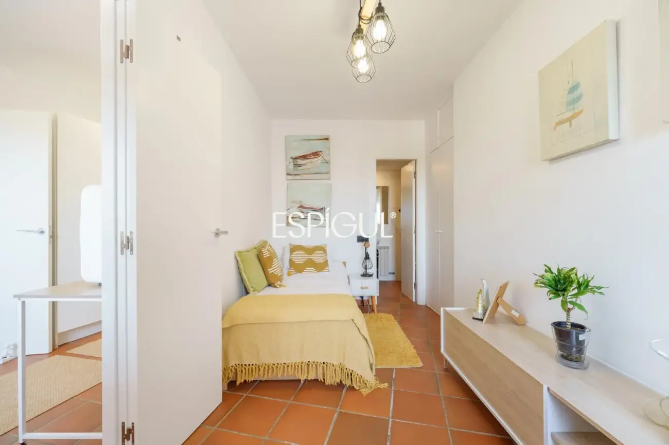 Casa de estilo mediterráneo con vistas al mar y piscina climatizada en Sant Andreu de Llavaneres