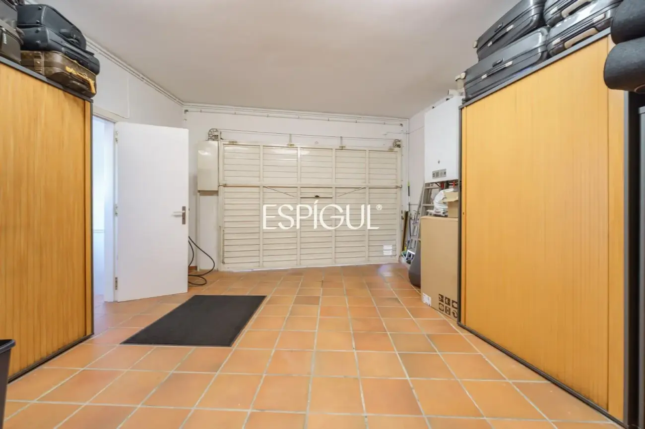 Casa de estilo mediterráneo con vistas al mar y piscina climatizada en Sant Andreu de Llavaneres