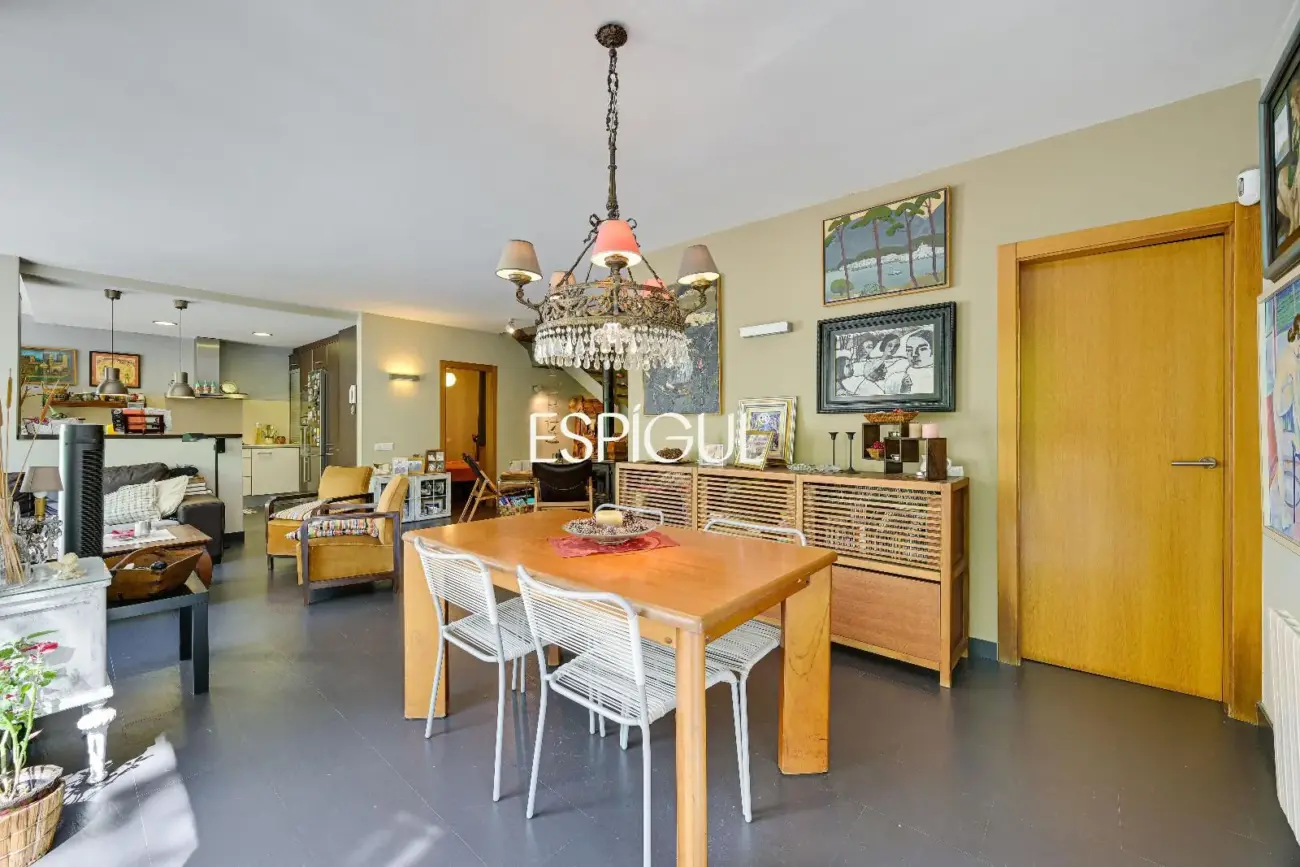 Maison à vendre dans le centre de Bellaterra