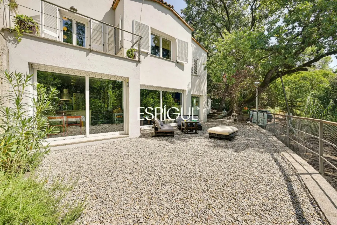 Maison à vendre dans le centre de Bellaterra