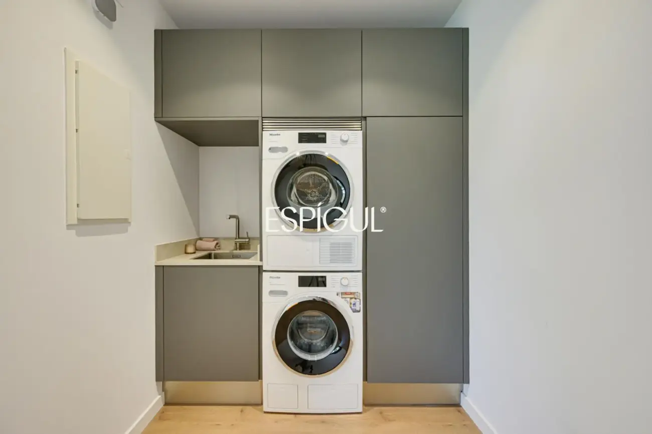 Chalet de obra nueva en venta en Matadepera