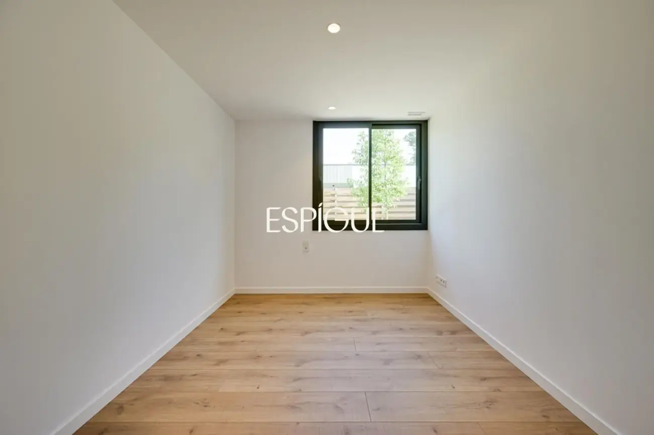 Chalet de obra nueva en venta en Matadepera