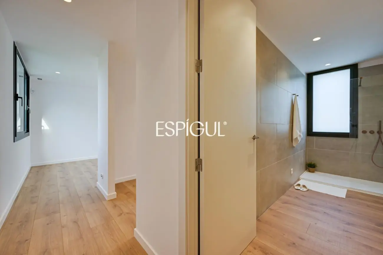 Chalet de obra nueva en venta en Matadepera