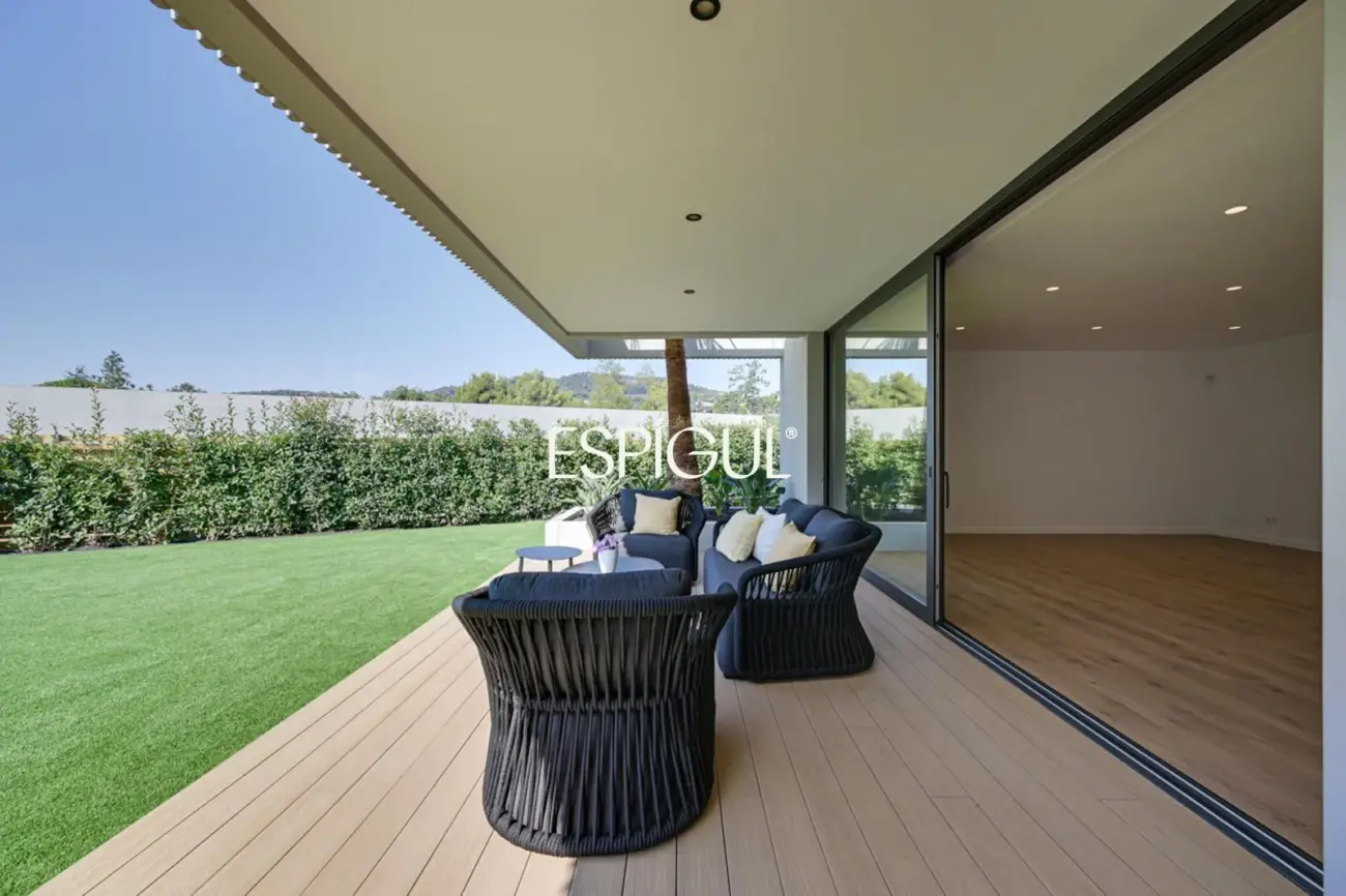 Chalet de obra nueva en venta en Matadepera