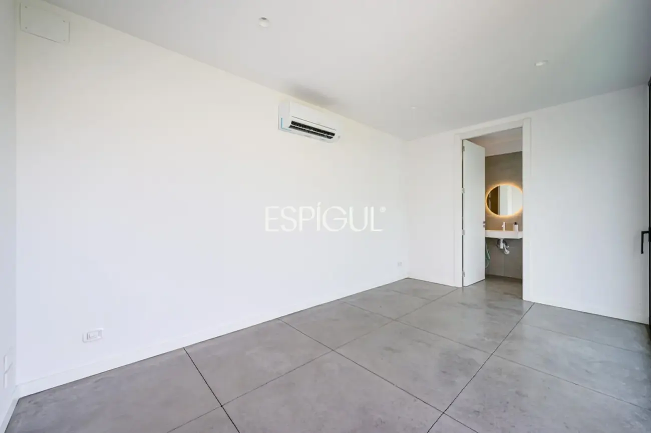 Chalet de obra nueva en venta en Matadepera