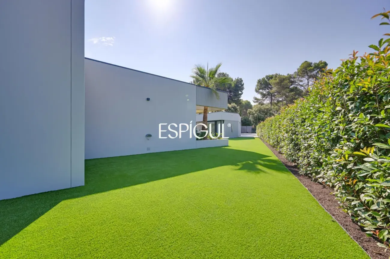 Chalet de obra nueva en venta en Matadepera