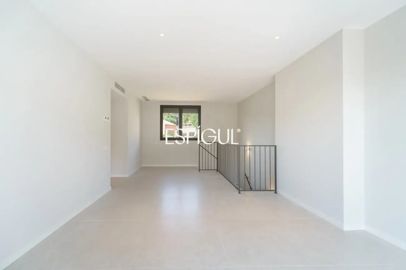 Dúplex invertido con terraza panorámica en el centro de Sant Andreu de Llavaneres