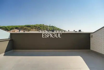 Dúplex invertido con terraza panorámica en el centro de Sant Andreu de Llavaneres