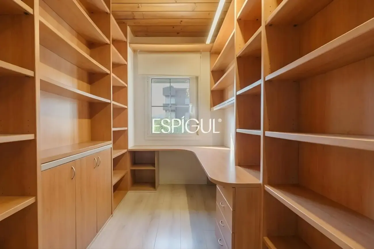 Exclusive semi-detached house for sale in the Eixample of Sant Cugat del Vallès
