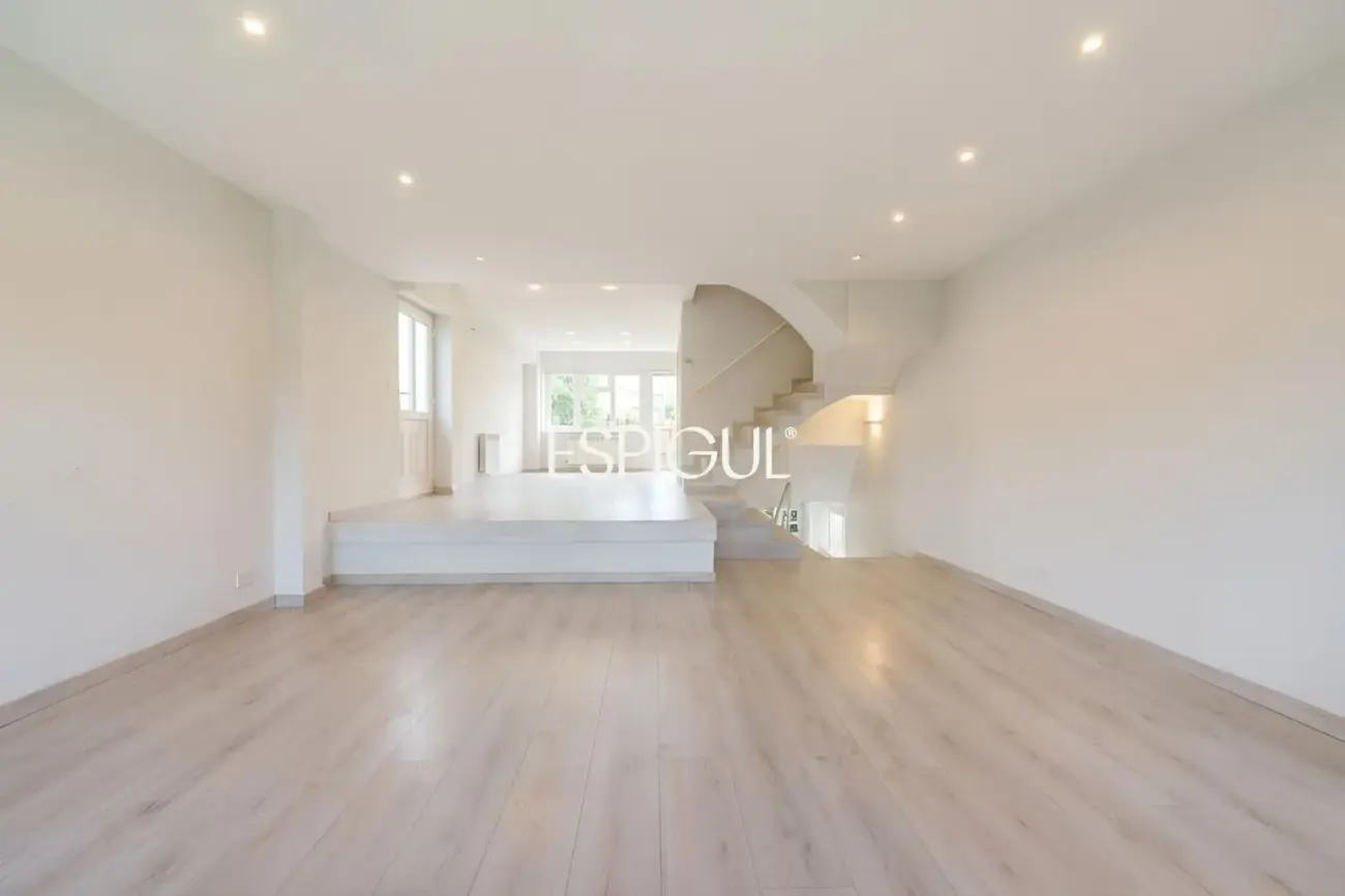 Exclusive semi-detached house for sale in the Eixample of Sant Cugat del Vallès