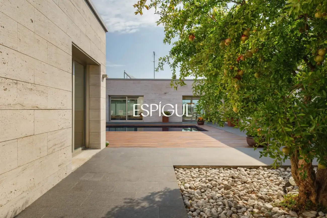 Villa design exclusive avec piscine privée et vue sur le club de golf de Vallromanes