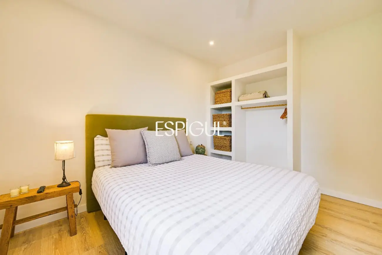 Exclusiva vivienda con piscina y vistas en Castell d’Empordà