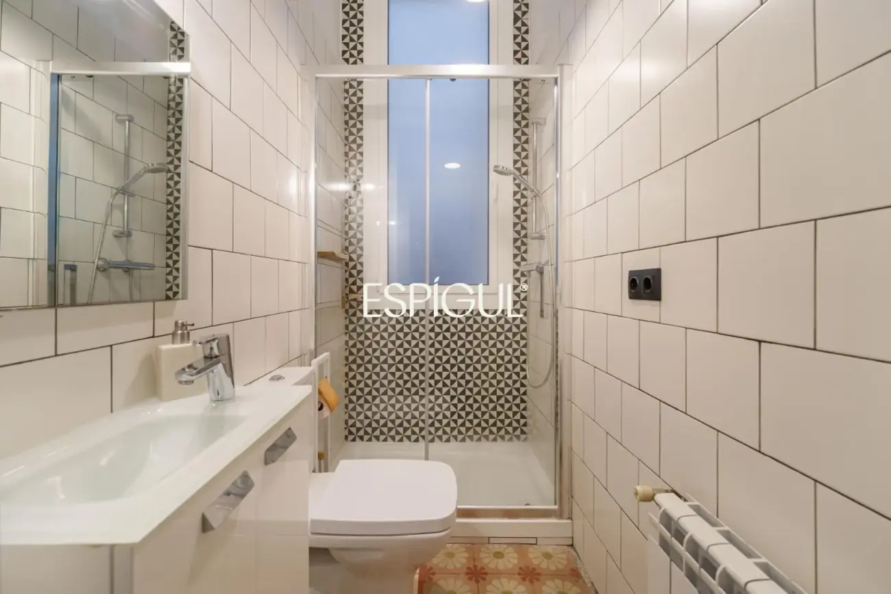Exklusive Wohnung mit Terrasse zum Verkauf im Quadrat d’Or, Eixample Dret