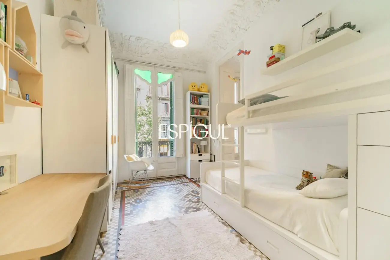 Exklusive Wohnung mit Terrasse zum Verkauf im Quadrat d’Or, Eixample Dret