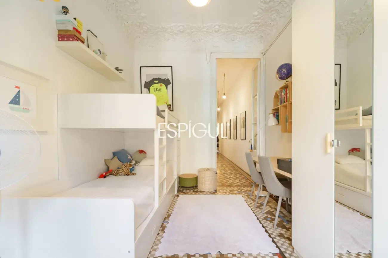 Exklusive Wohnung mit Terrasse zum Verkauf im Quadrat d’Or, Eixample Dret