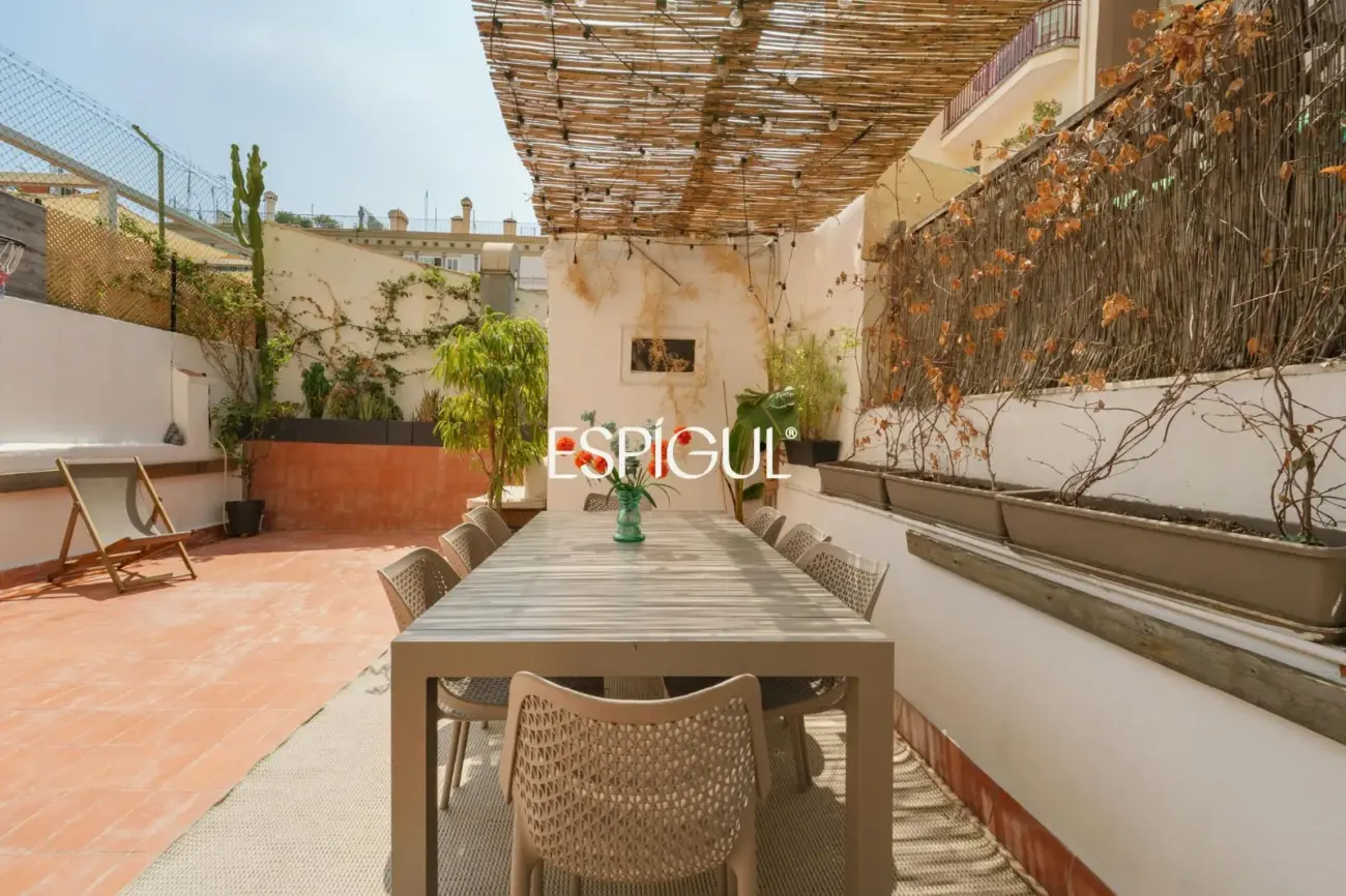 Exklusive Wohnung mit Terrasse zum Verkauf im Quadrat d’Or, Eixample Dret