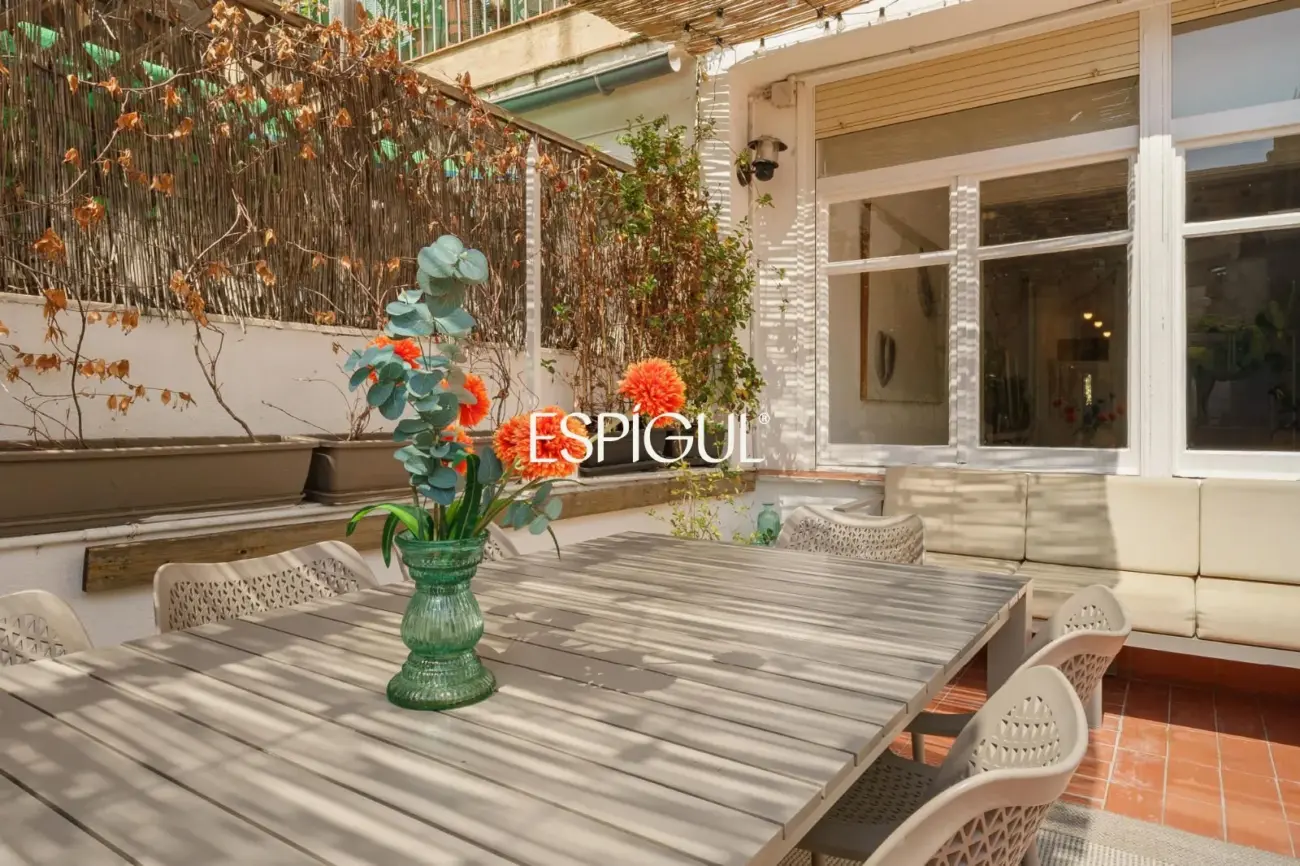 Exklusive Wohnung mit Terrasse zum Verkauf im Quadrat d’Or, Eixample Dret