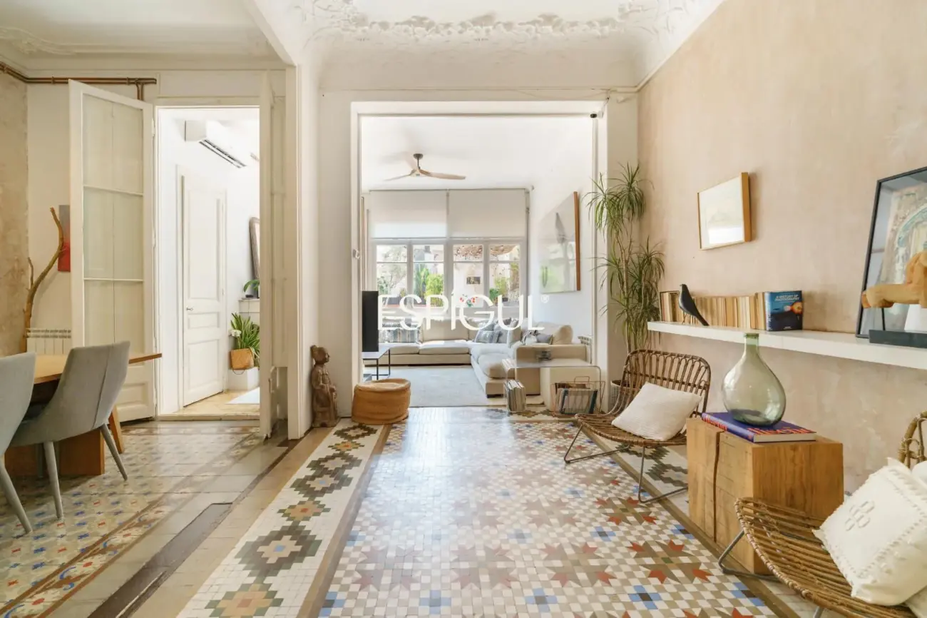 Exklusive Wohnung mit Terrasse zum Verkauf im Quadrat d’Or, Eixample Dret