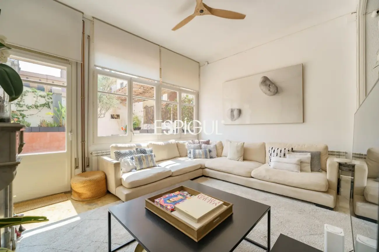 Exklusive Wohnung mit Terrasse zum Verkauf im Quadrat d’Or, Eixample Dret