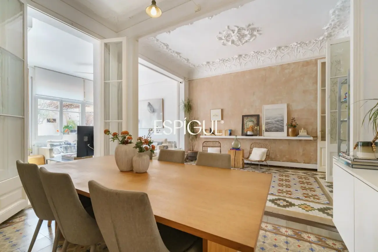 Exklusive Wohnung mit Terrasse zum Verkauf im Quadrat d’Or, Eixample Dret