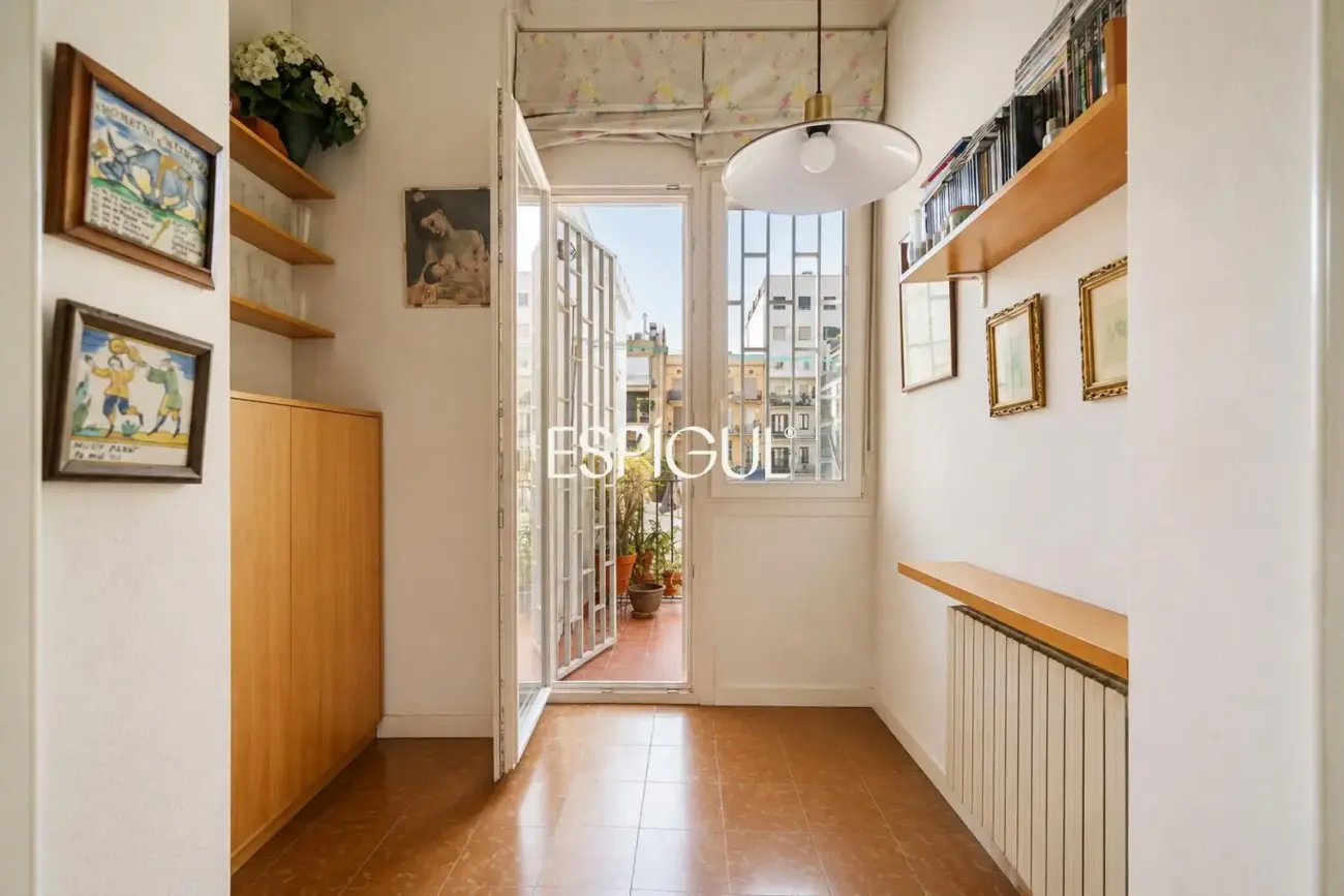 Renovierungsbedürftige Wohnung zum Verkauf im Quadrat d’Or, Eixample Dret