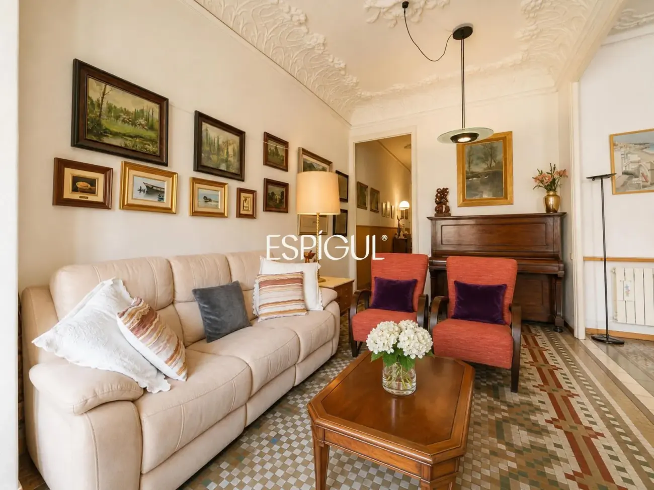 Renovierungsbedürftige Wohnung zum Verkauf im Quadrat d’Or, Eixample Dret