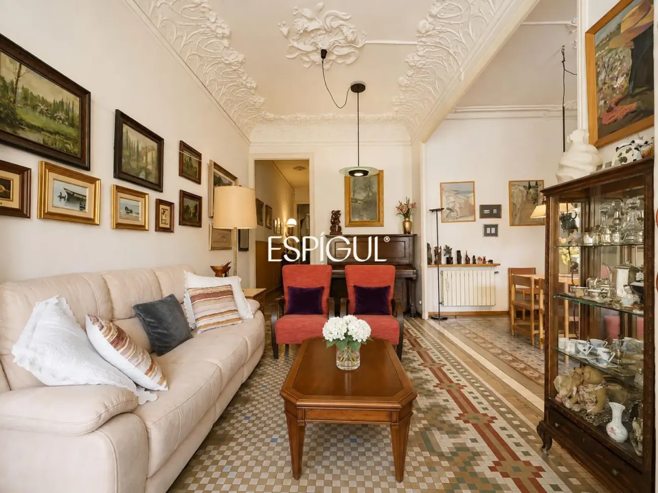 Renovierungsbedürftige Wohnung zum Verkauf im Quadrat d’Or, Eixample Dret