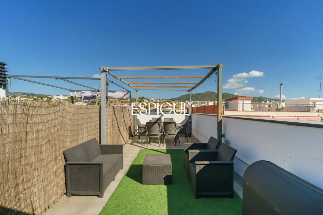 Superbe appartement de 2020 avec terrasse de 26 m² et place de parking à El Masnou