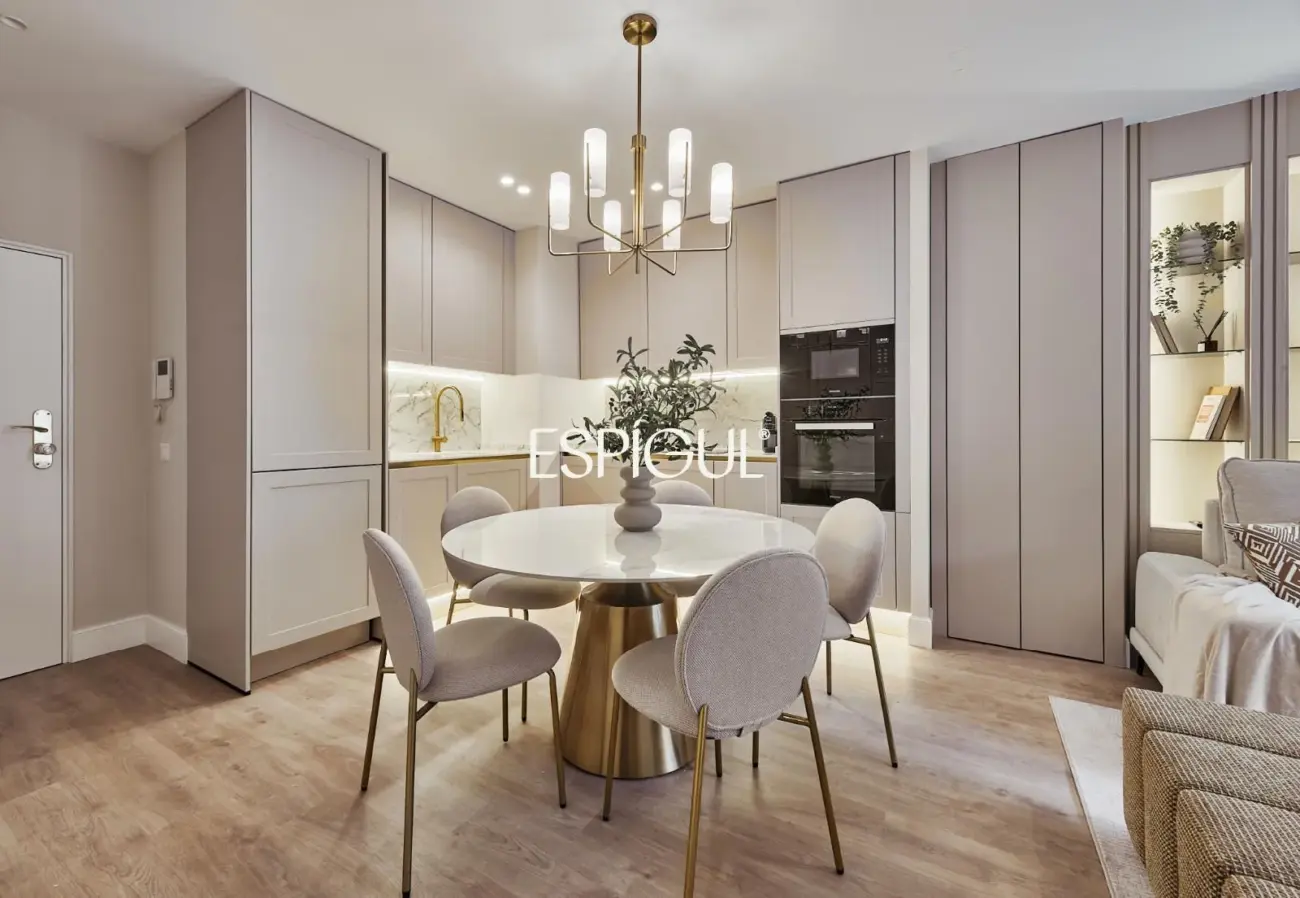 Piso en venta con terraza en Lista