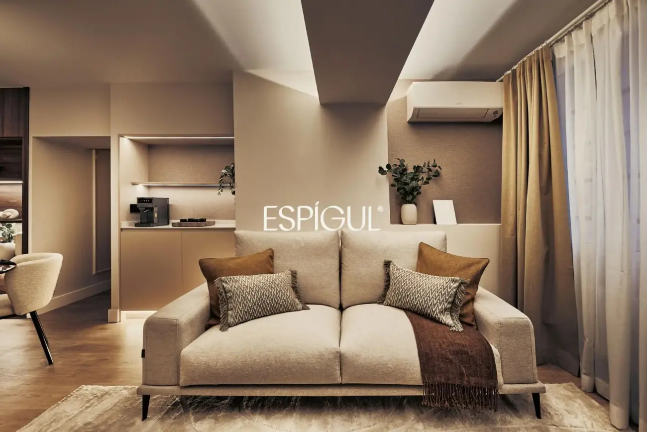 Fully renovated and furnished apartment for sale in Castellana