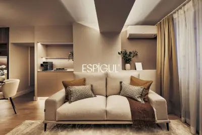 Fully renovated and furnished apartment for sale in Castellana