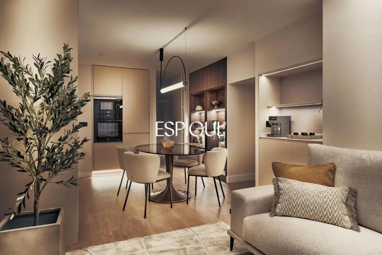 Fully renovated and furnished apartment for sale in Castellana