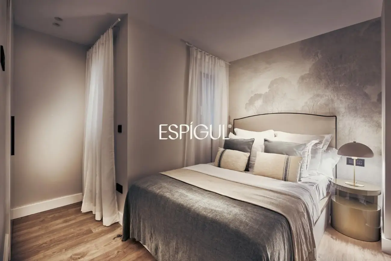 Fully renovated and furnished apartment for sale in Castellana