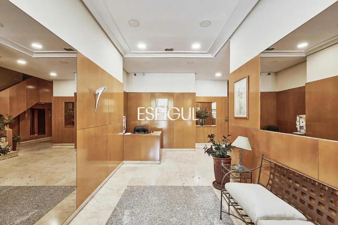 Piso en venta en Lista con terraza y plaza de garaje en finca