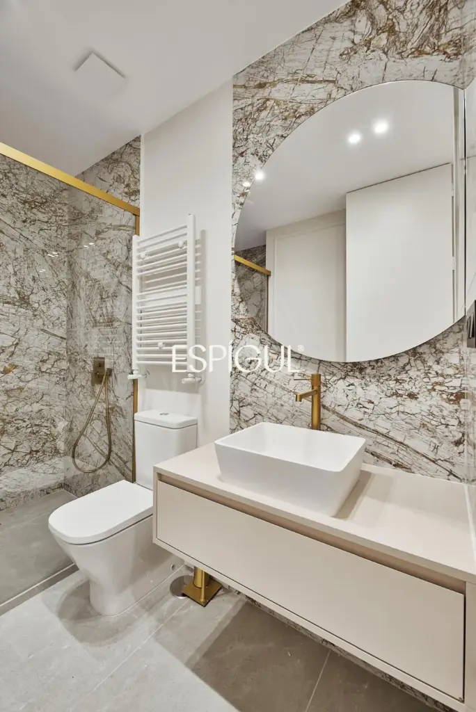 Piso en venta en Lista con terraza y plaza de garaje en finca