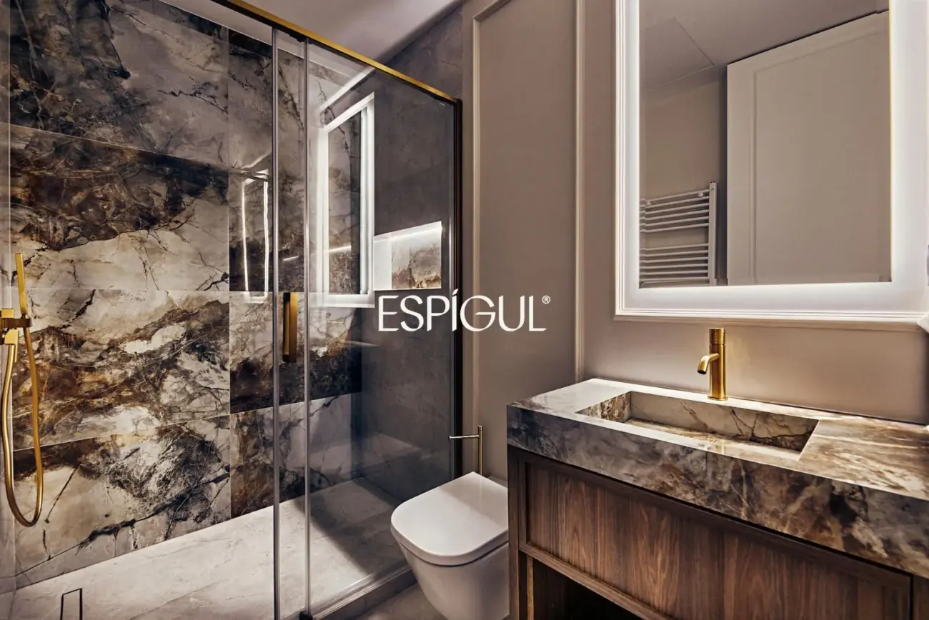 Piso en venta exterior con terraza y garaje en Lista