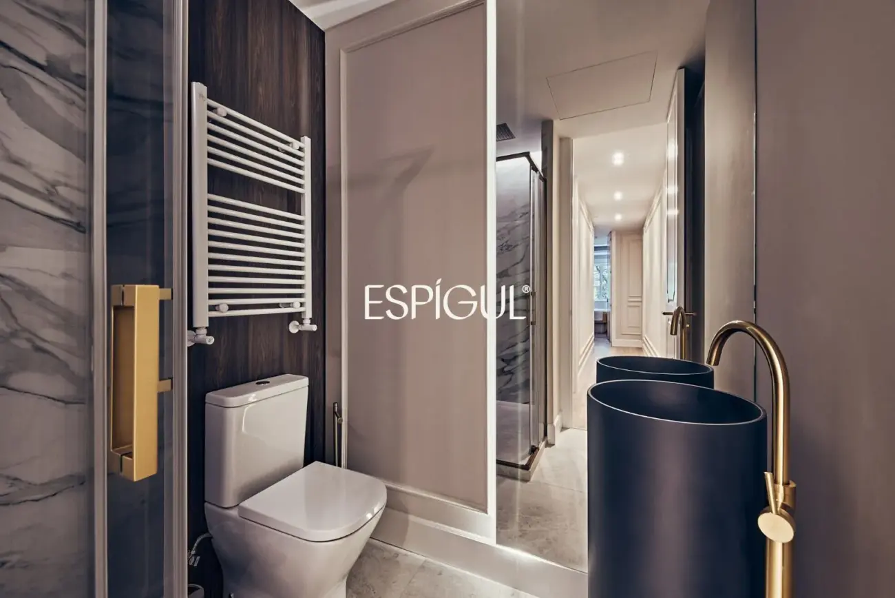 Piso en venta exterior con terraza y garaje en Lista