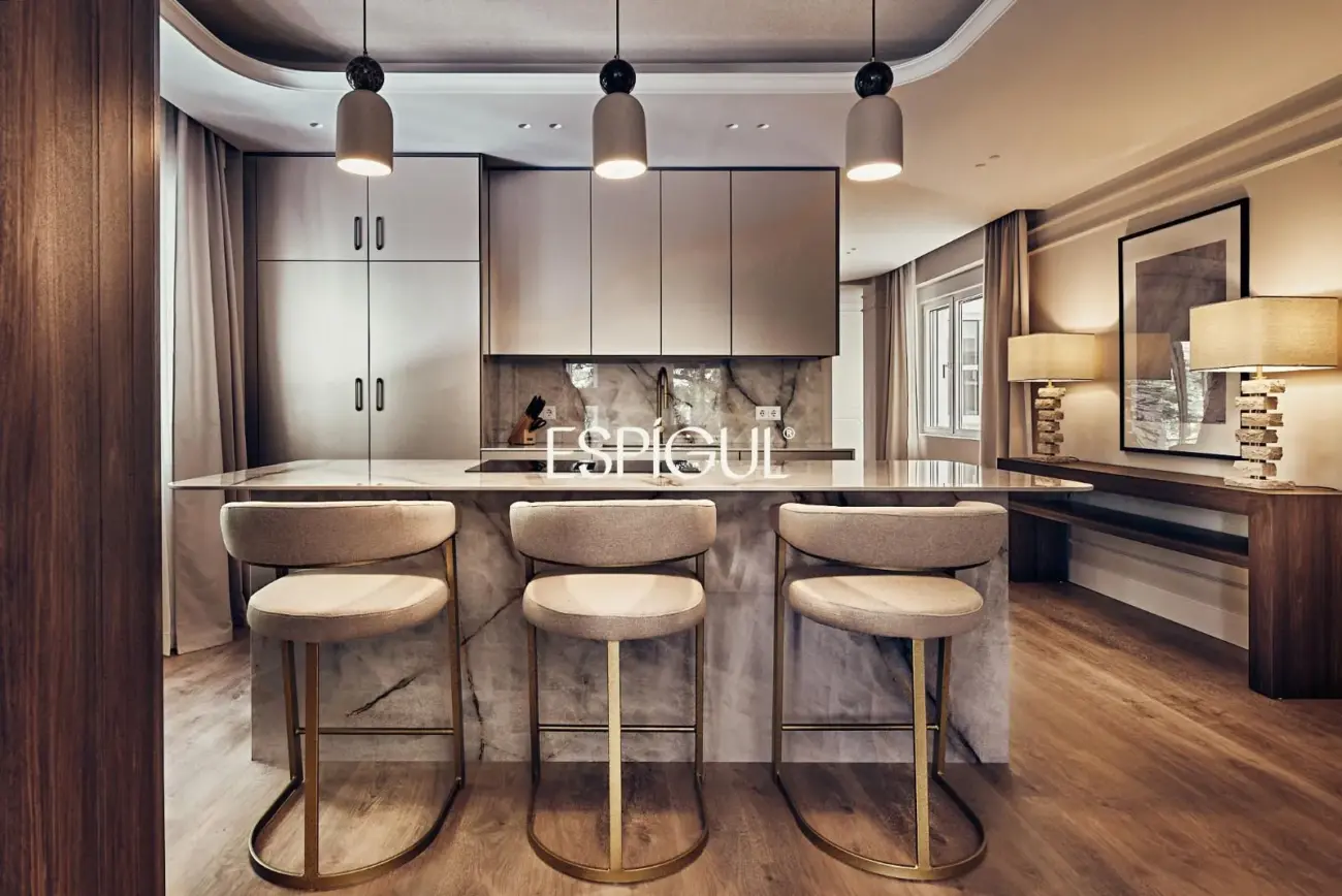 Piso en venta exterior con terraza y garaje en Lista