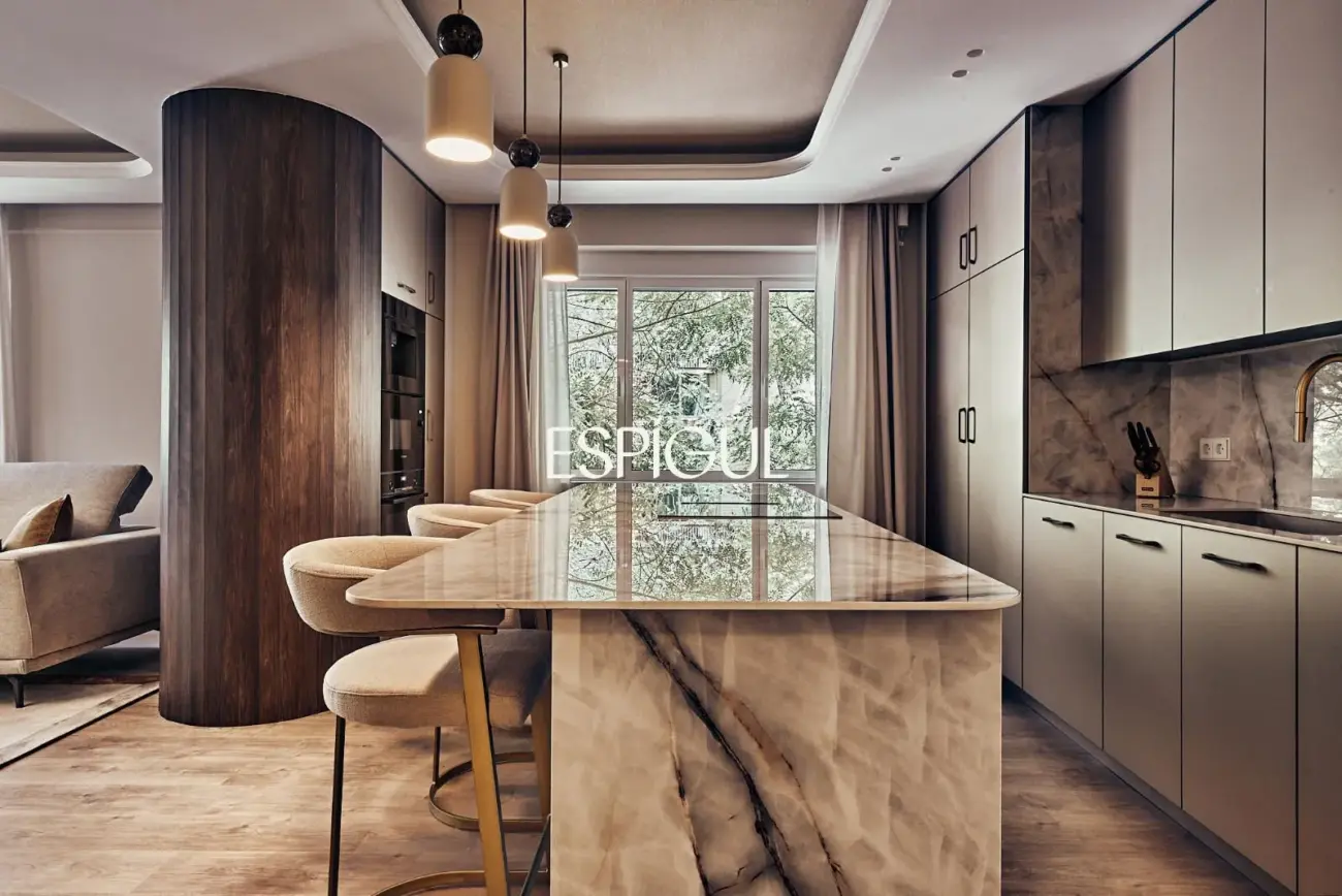 Piso en venta exterior con terraza y garaje en Lista