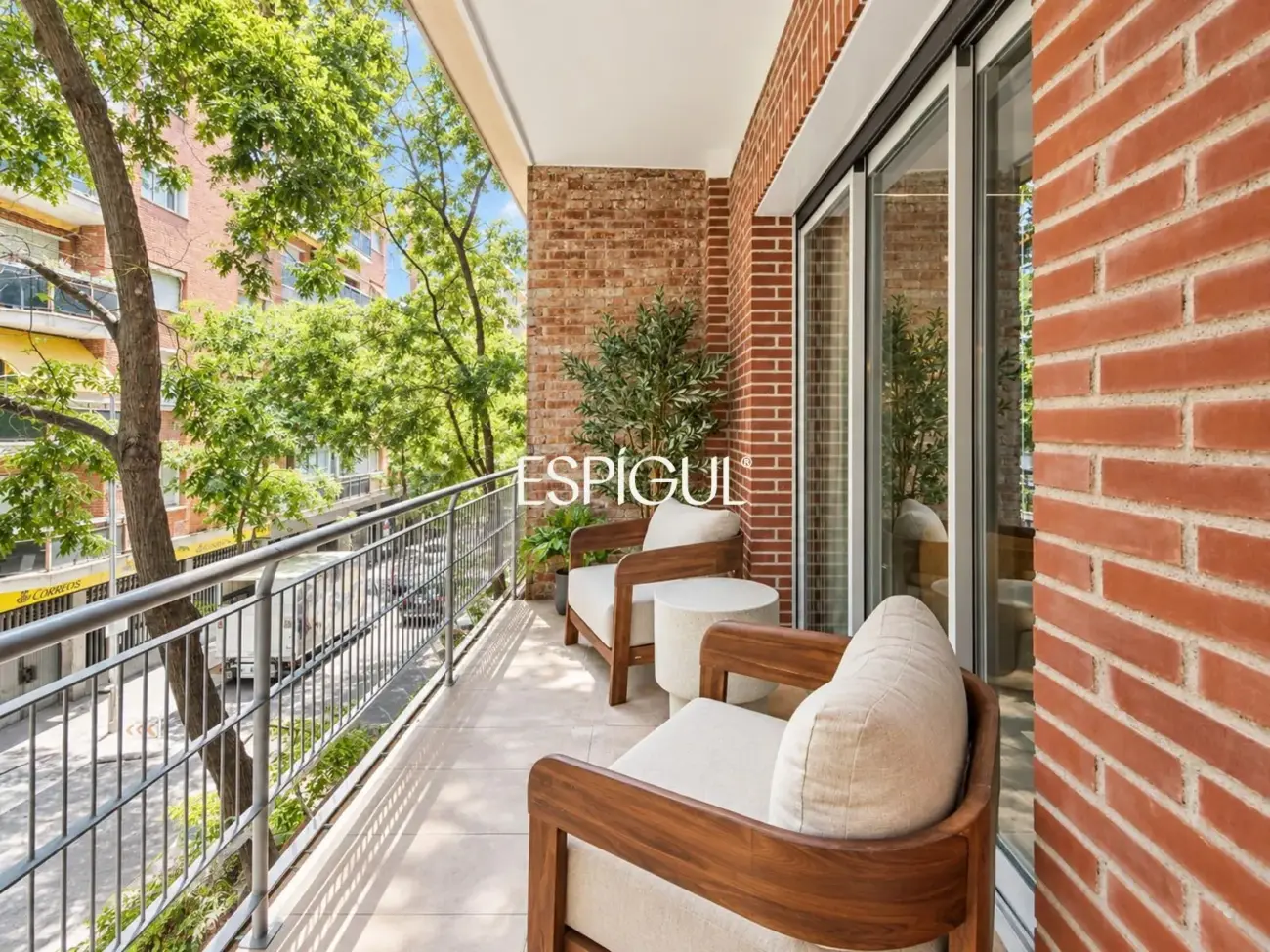 Piso en venta exterior con terraza y garaje en Lista