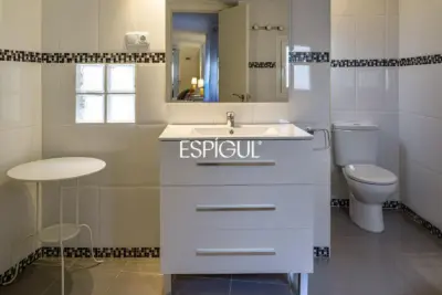 Piso en venta exterior y reformado en Palacio, Centro