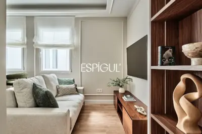 Renovated apartment for sale in Juan Bravo, Lista