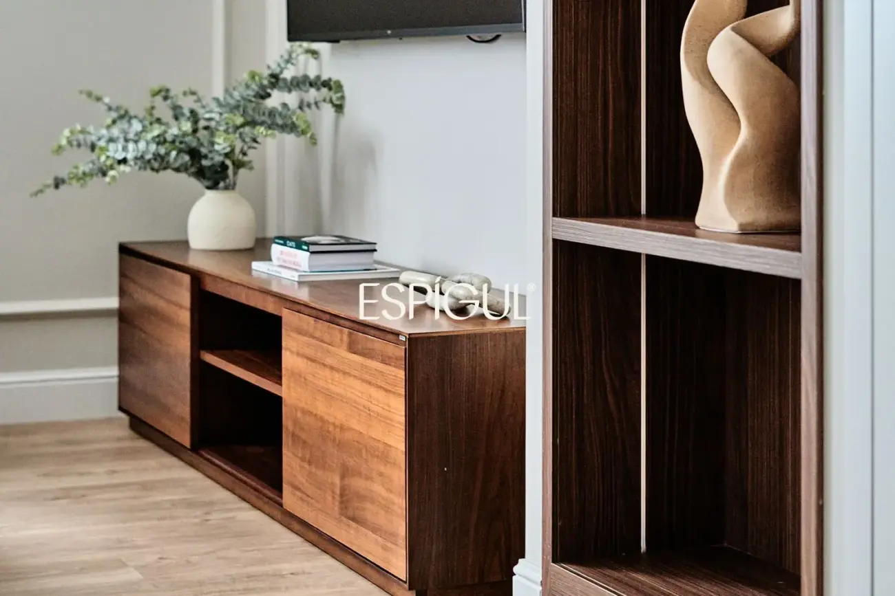 Renovated apartment for sale in Juan Bravo, Lista