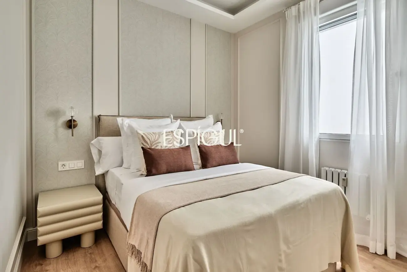Renovated apartment for sale in Juan Bravo, Lista