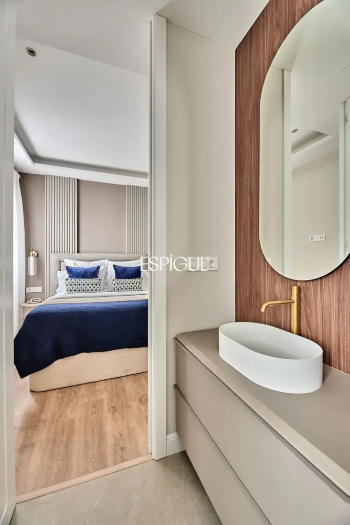 Renovated apartment for sale in Juan Bravo, Lista