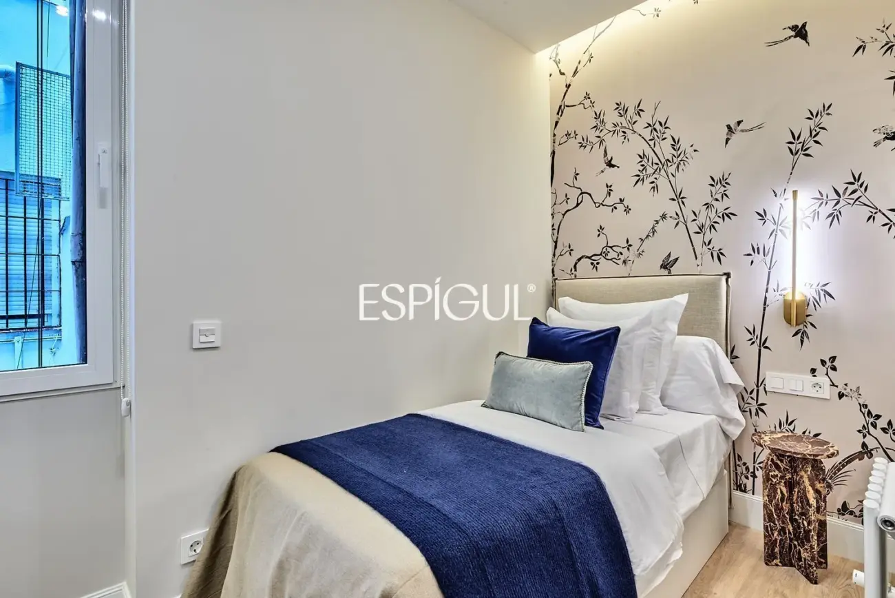 Piso en venta reformado y amueblado en Chamberí